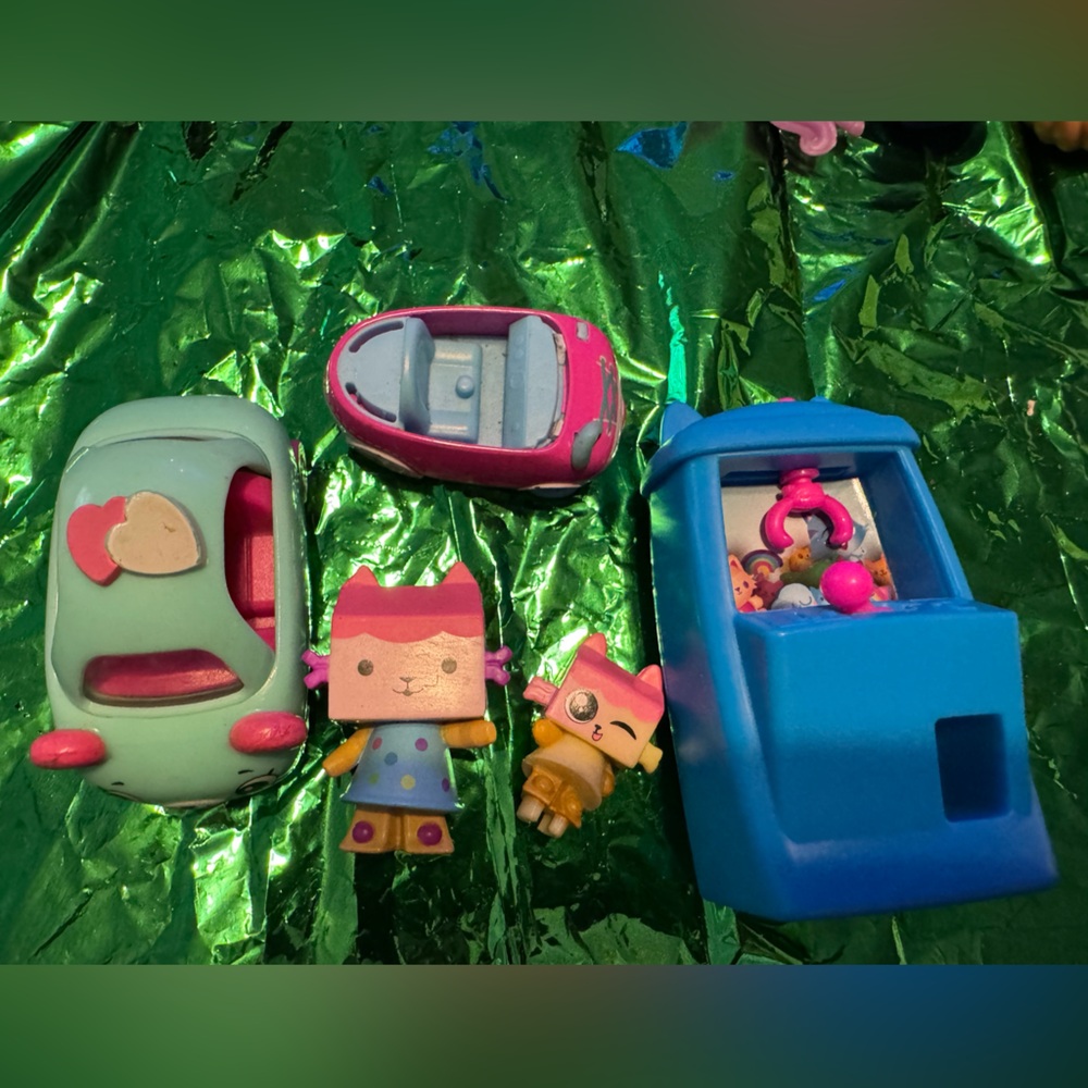 Gabby’s Dollhouse & shopkins mini lot